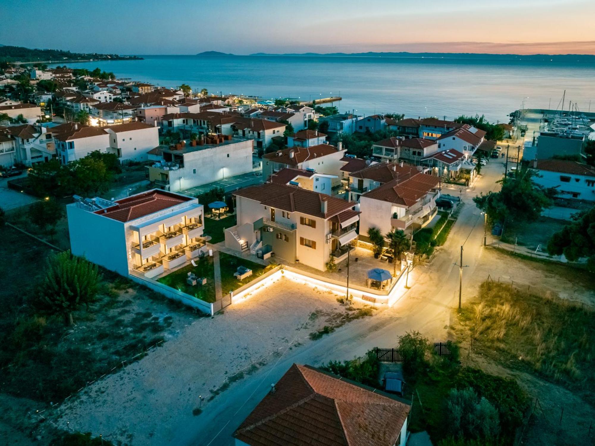 Antony'S Luxury Apartments Nikiti (Sithonia) Exterior foto