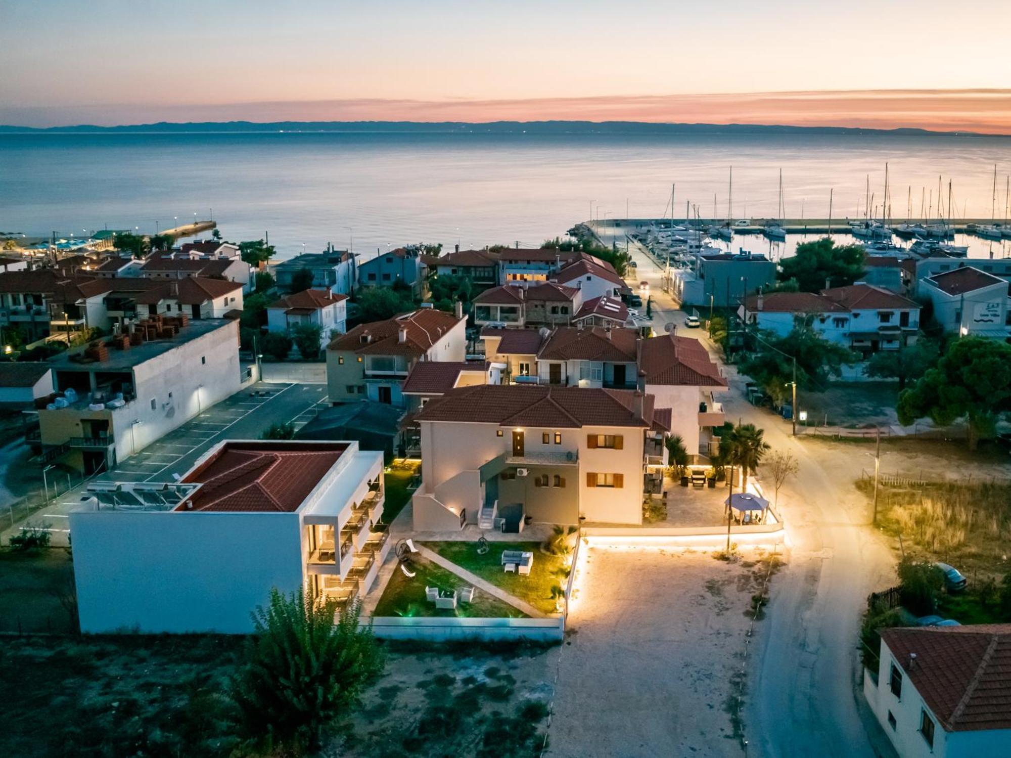 Antony'S Luxury Apartments Nikiti (Sithonia) Exterior foto